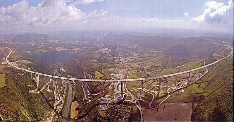 The Millau Viaduct, Francja